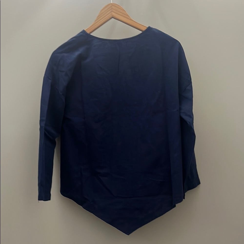 Navy Blue Women's Top - Picture 11 of 12